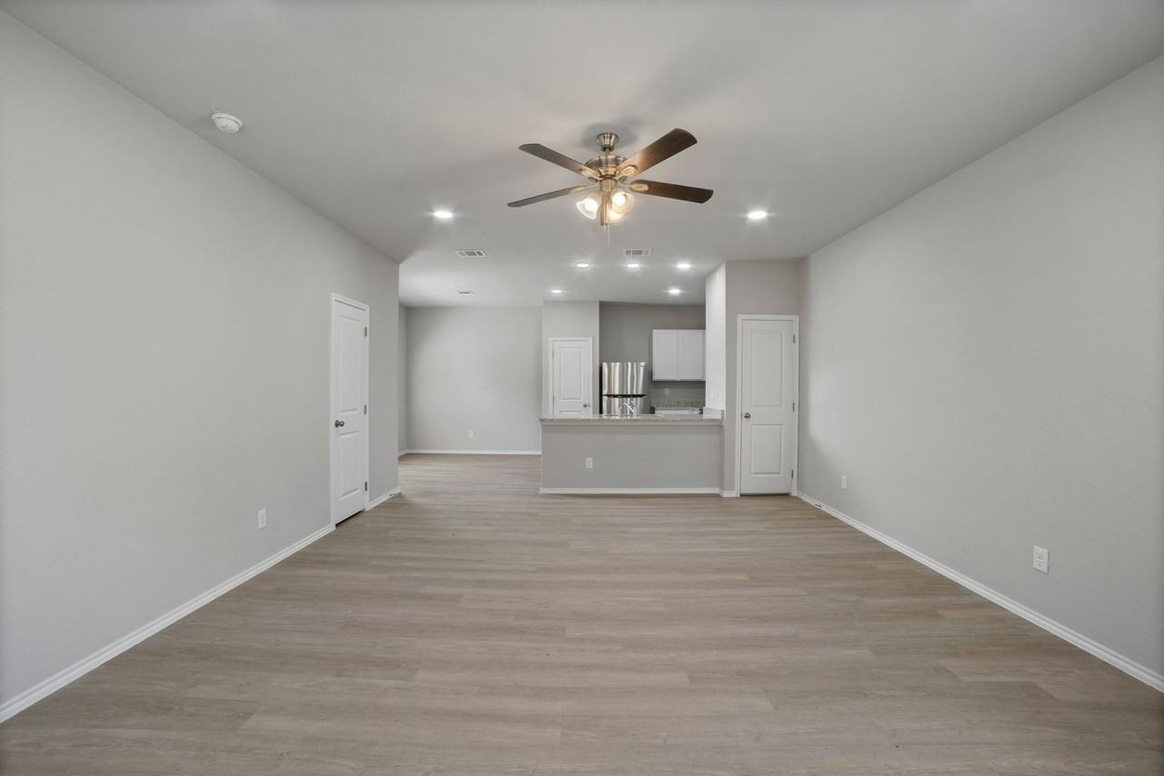 7222 Briar Place - Photo 2 of 16