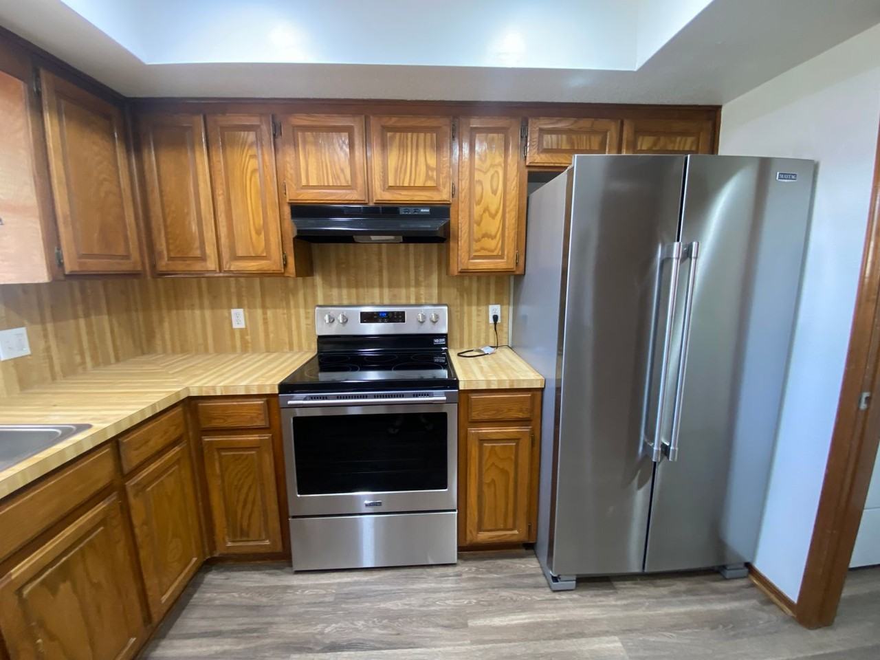 812 Nw 138th St - Photo 3 of 21