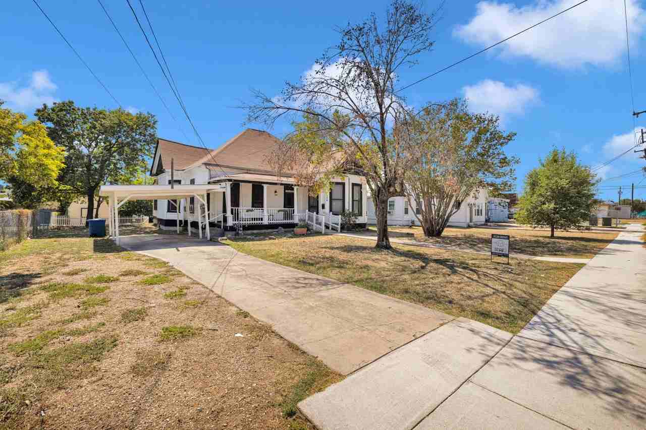 3246 W. Ashby Pl - Photo 3 of 39