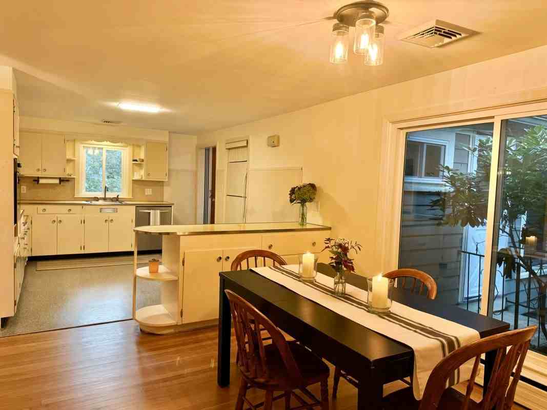 137 Knollwood Ave - Photo 3 of 14