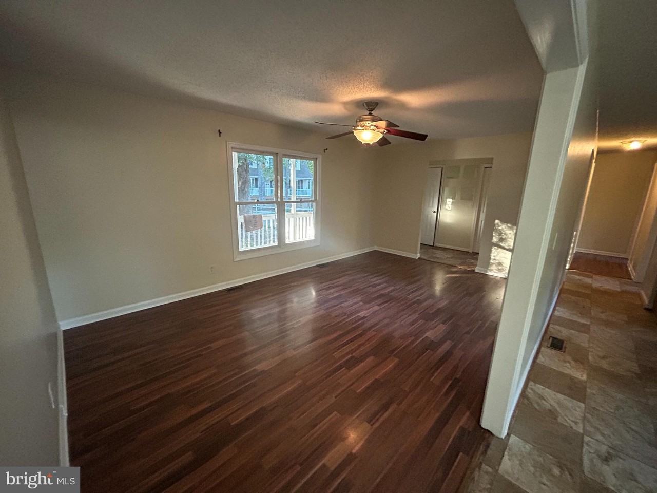 698 Gunsmoke Trl - Photo 3 of 20