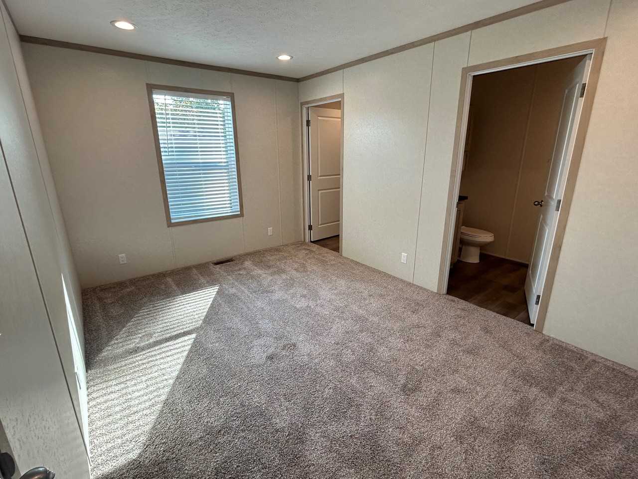 3 Grant St #GR3 - Photo 3 of 9