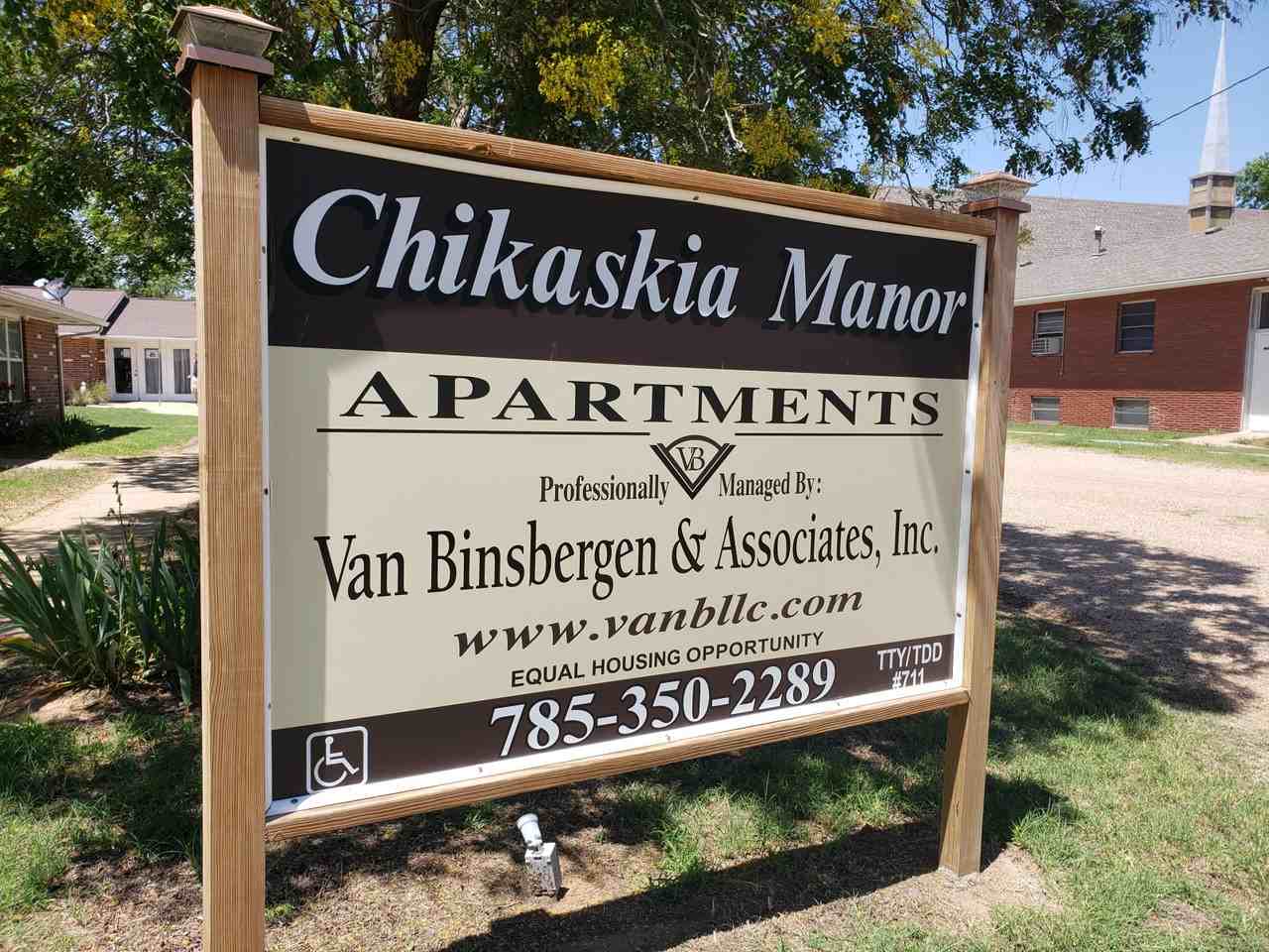 Chikaskia Manor - Photo 3 of 3