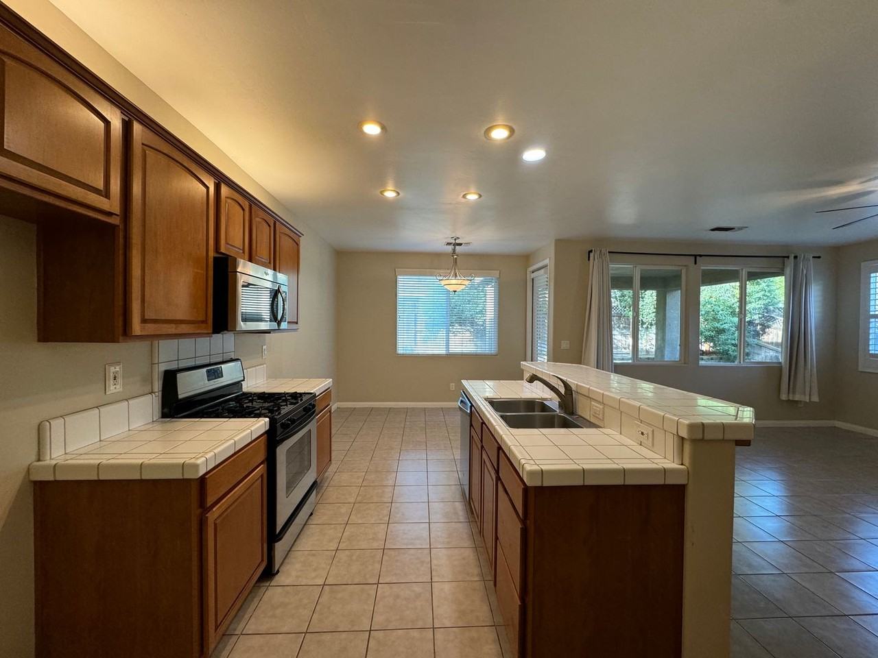 11507 Braemar Ln - Photo 5 of 16