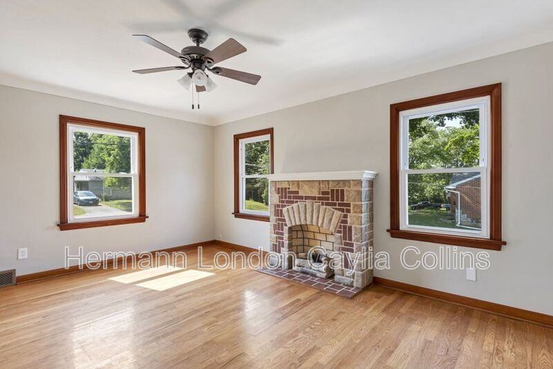 7612 Elton St - Photo 6 of 23