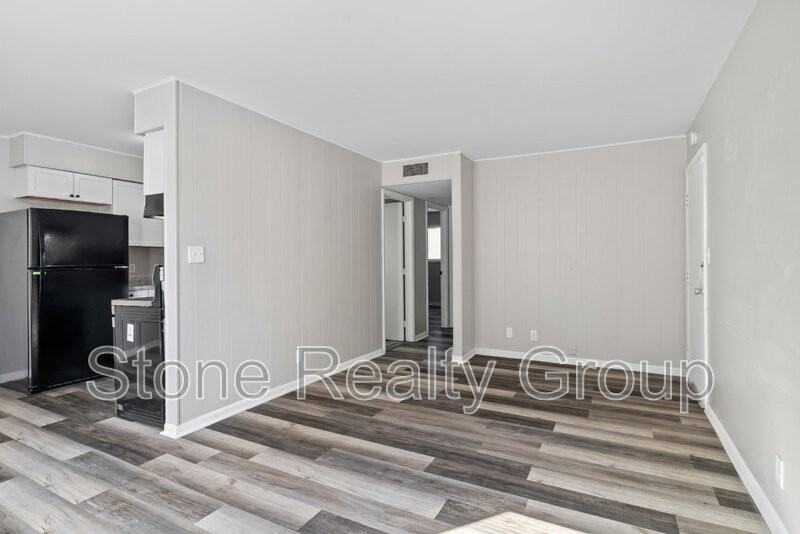 1820 N 6th 1/2 St #23B - Photo 5 of 14