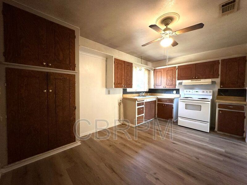 3004 43rd Street - Photo 7 of 8