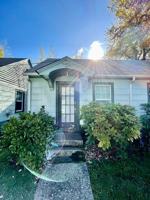 featured image of 751 E 14th Ave