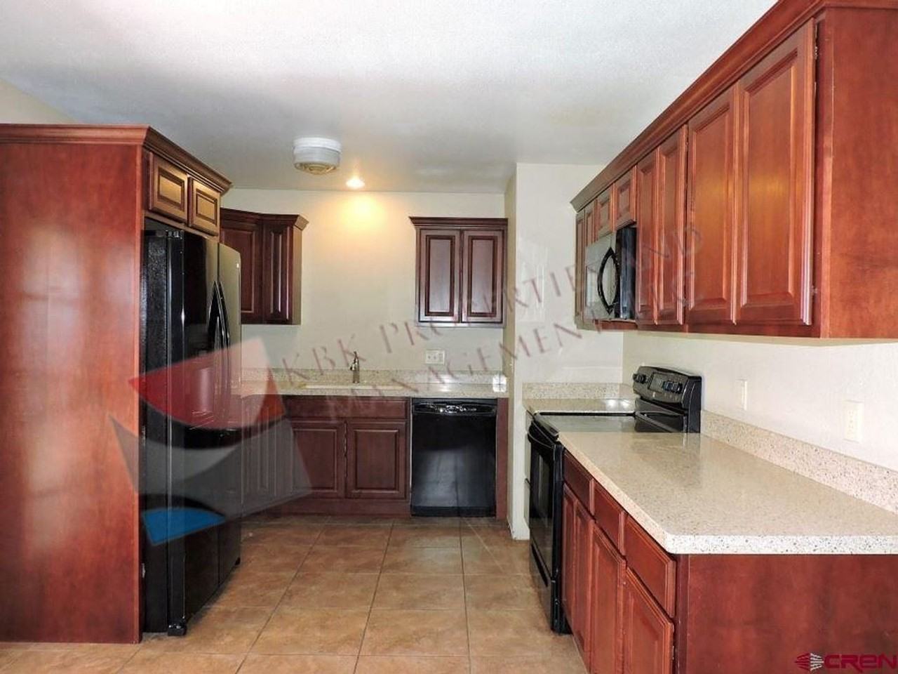 720 Graf Dr - Photo 2 of 8