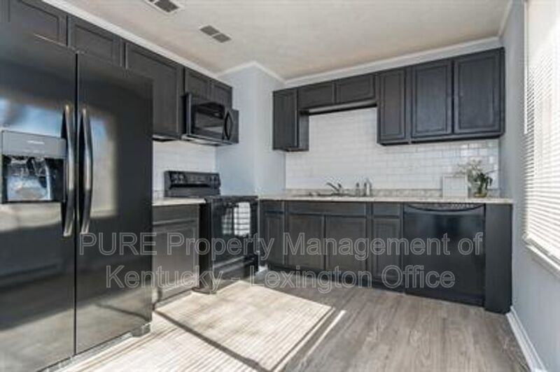 304 Woodcross Pl - Photo 4 of 22