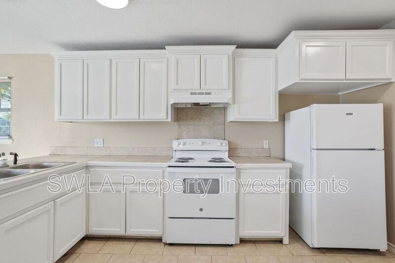 308 W Napoleon St - Photo 7 of 14