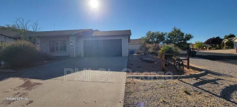 776 E Fort Pierce Dr - Photo 6 of 26