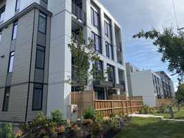 featured image of 336 330-336 Michigan Street