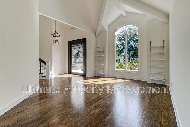 1732 Verrazzano Dr - Photo 3 of 44