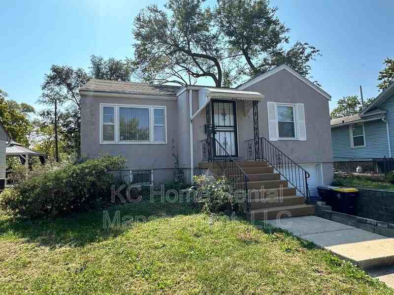 3519 E 46th St - Photo 2 of 46