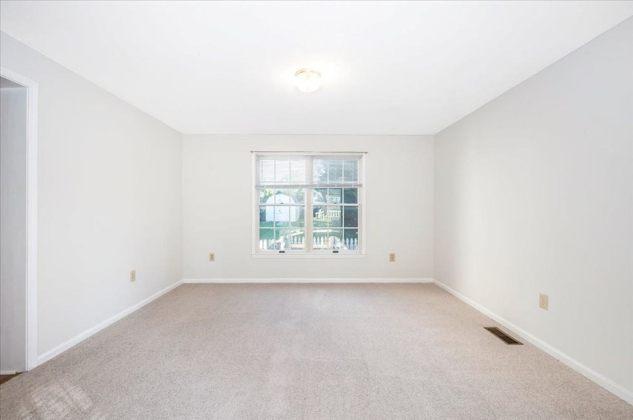 3858 Clay St - Photo 5 of 26