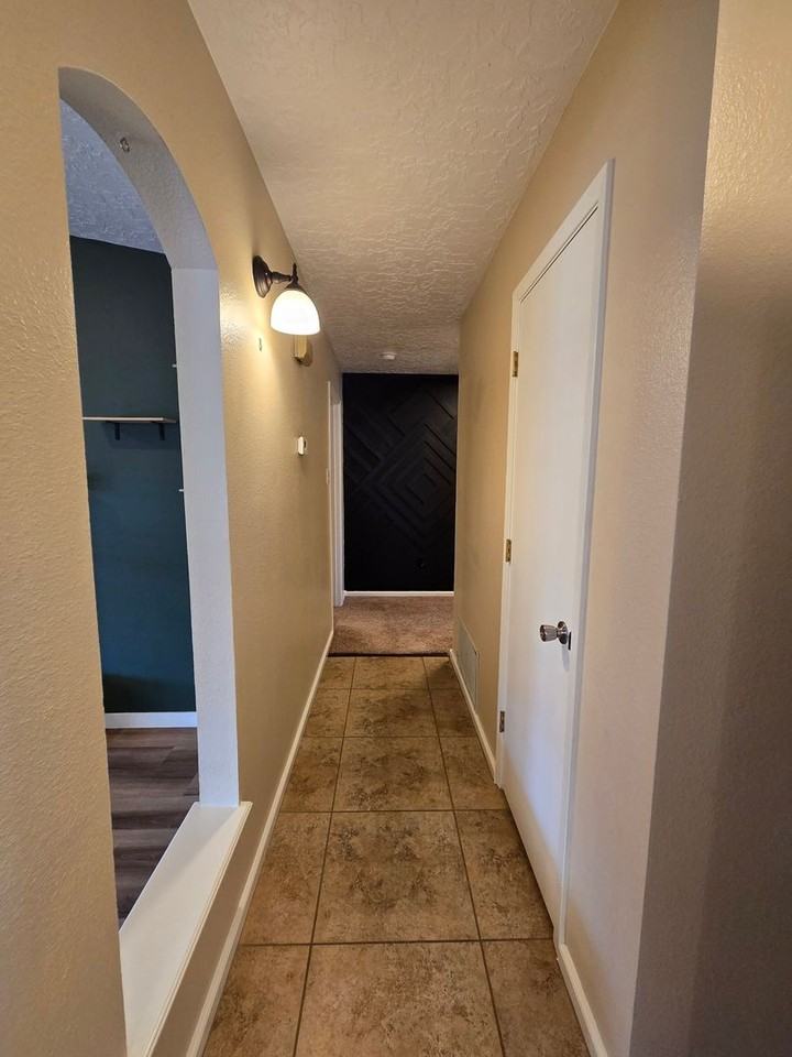 309 Chanticleer Place - Photo 4 of 25