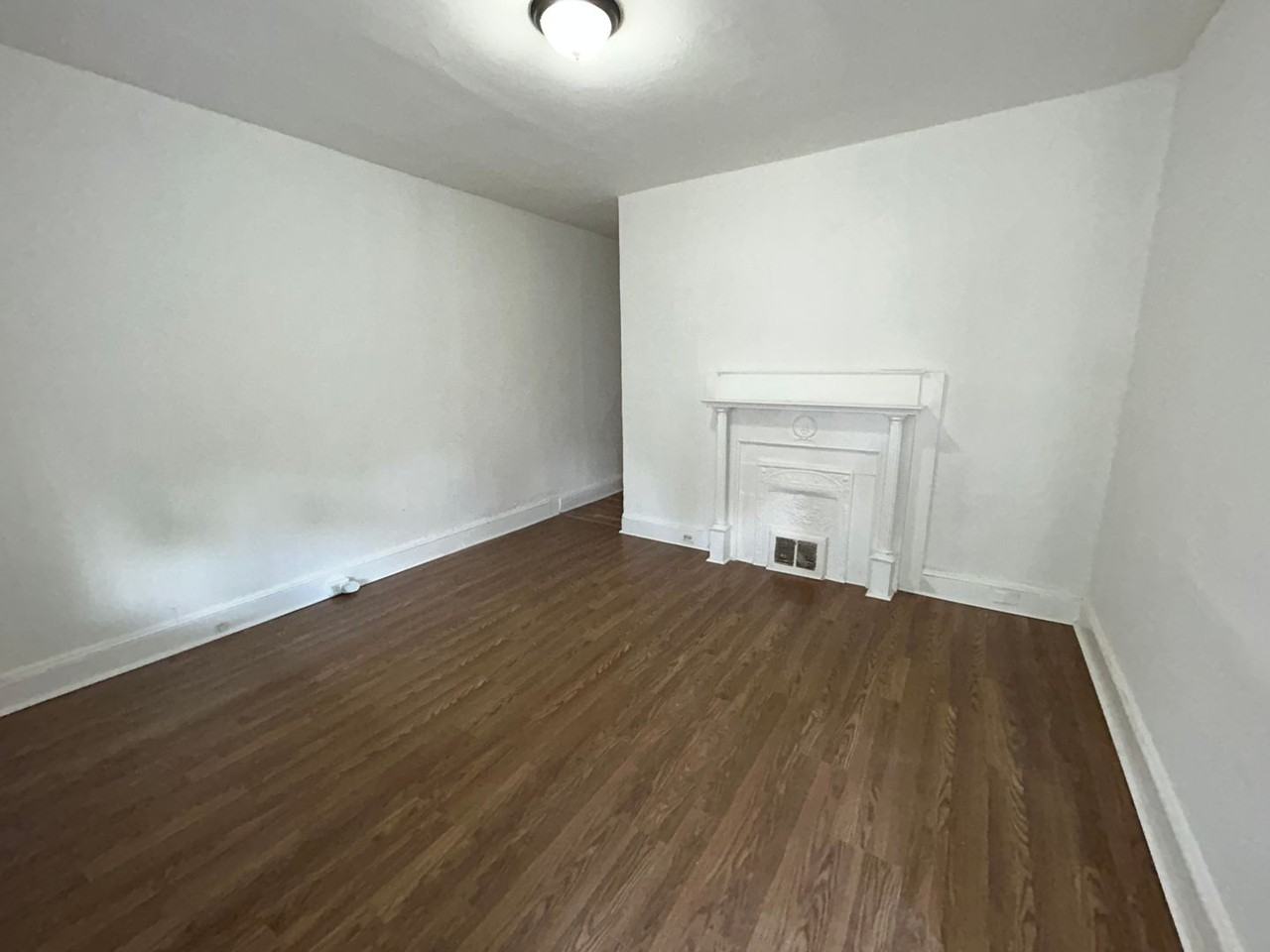 77 Race St - Photo 3 of 12