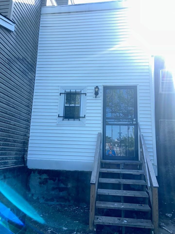 38 Bond St - Photo 5 of 10