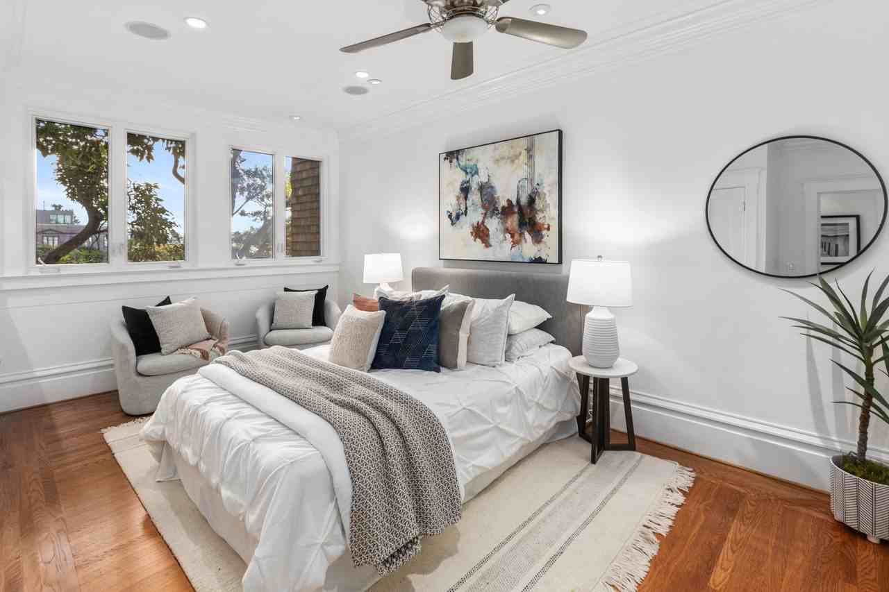 1321 Greenwich St - Photo 7 of 10