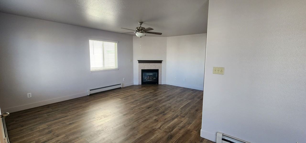 2839 1/2 Morningside Ct - Photo 2 of 7