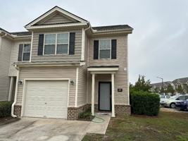 featured image of 825 Canyon Oak Loop