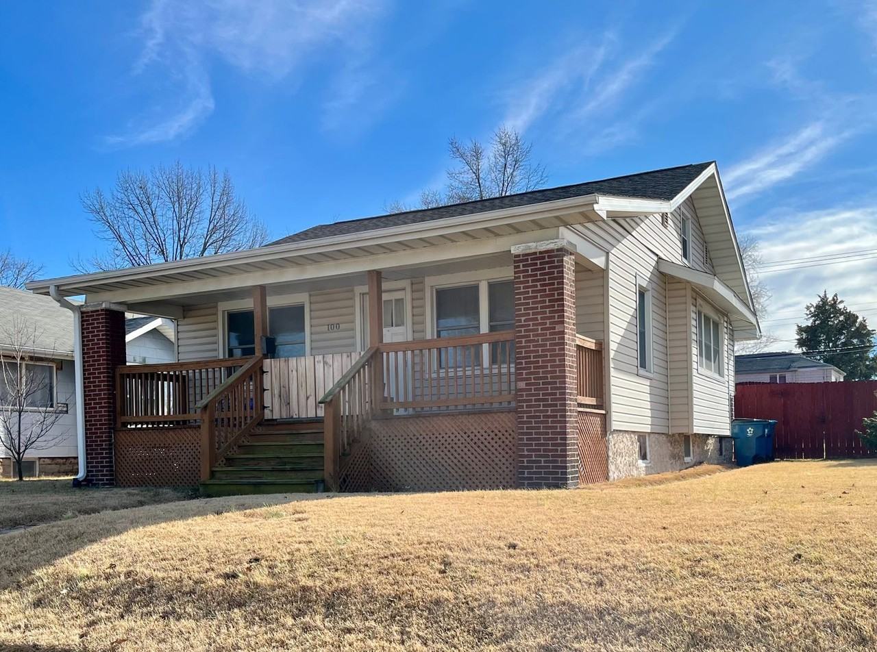 100 E Jennings Ave - Photo 2 of 14