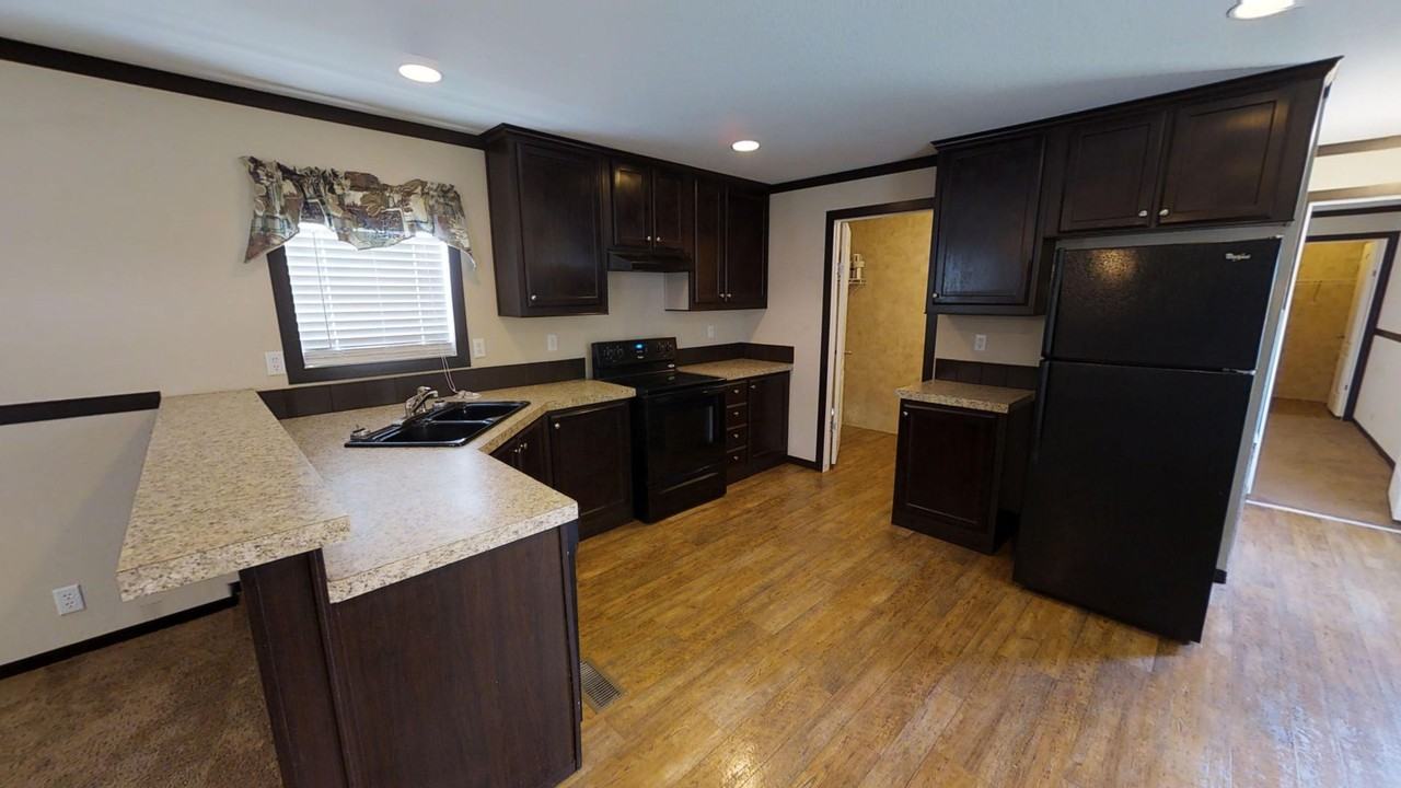 3905 Weston St - Photo 2 of 44