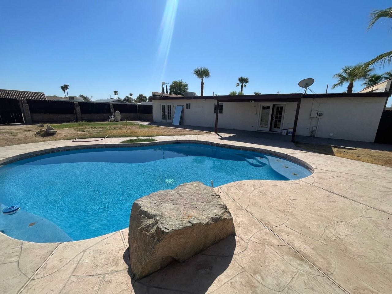 1642 E 27th St - Photo 2 of 21