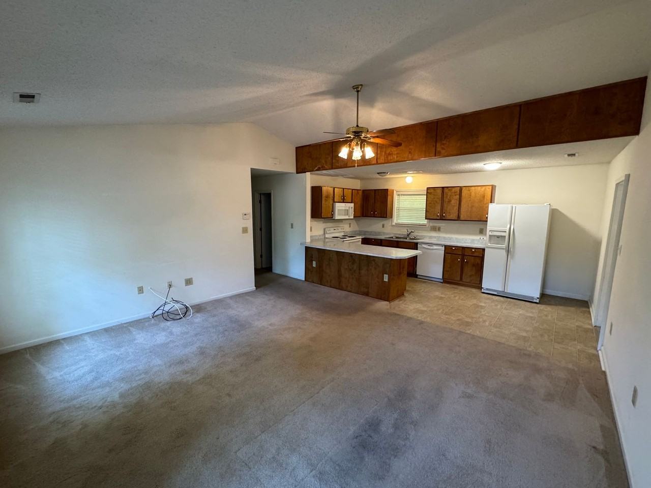 2234 Juniper Dr - Photo 2 of 11