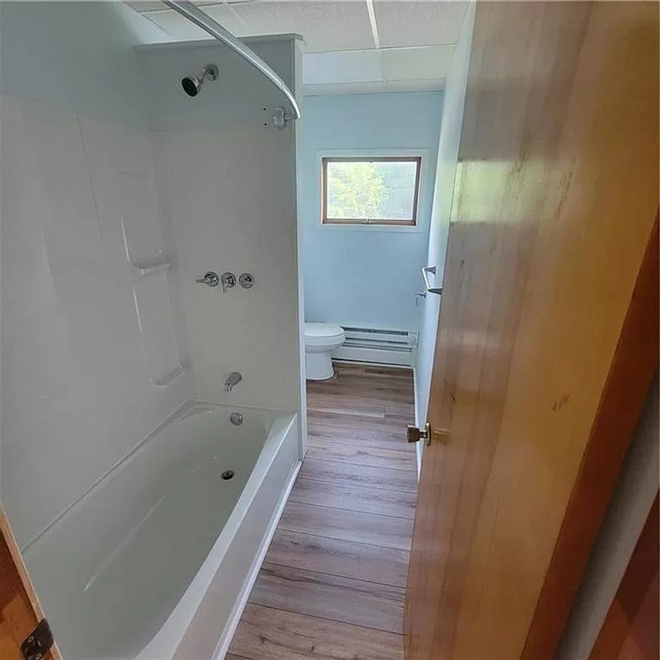 106 6th Street - Photo 7 of 11