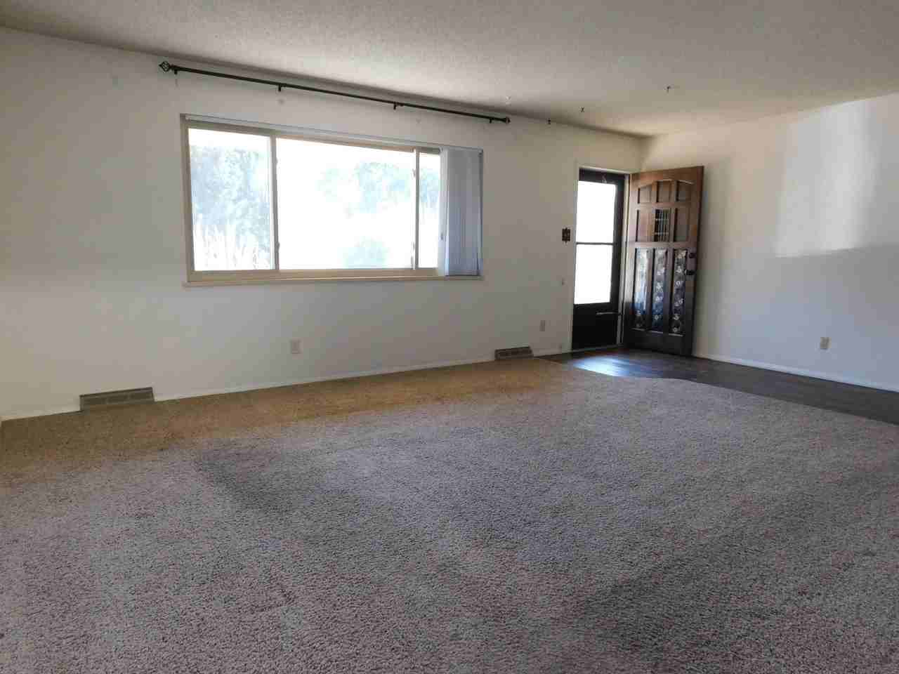 2670 Bahamas Way - Photo 3 of 21