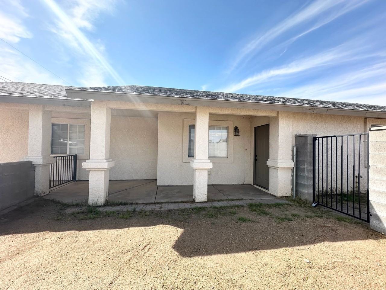 2647 Simms Ave - Photo 5 of 30