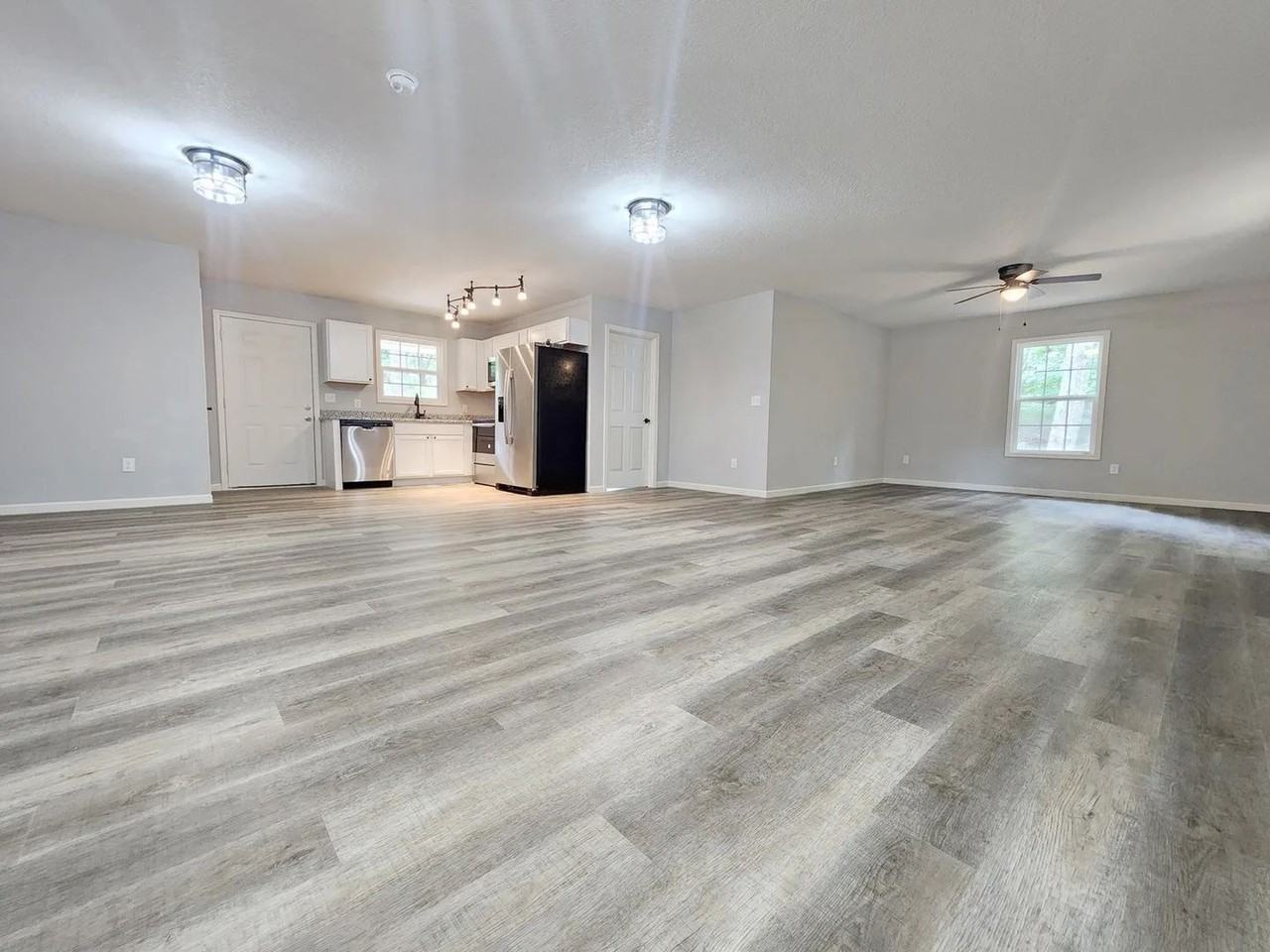 904 Eagle Nest - Photo 5 of 14