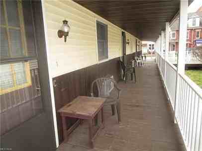 706 Main Street - Photo 2 of 6