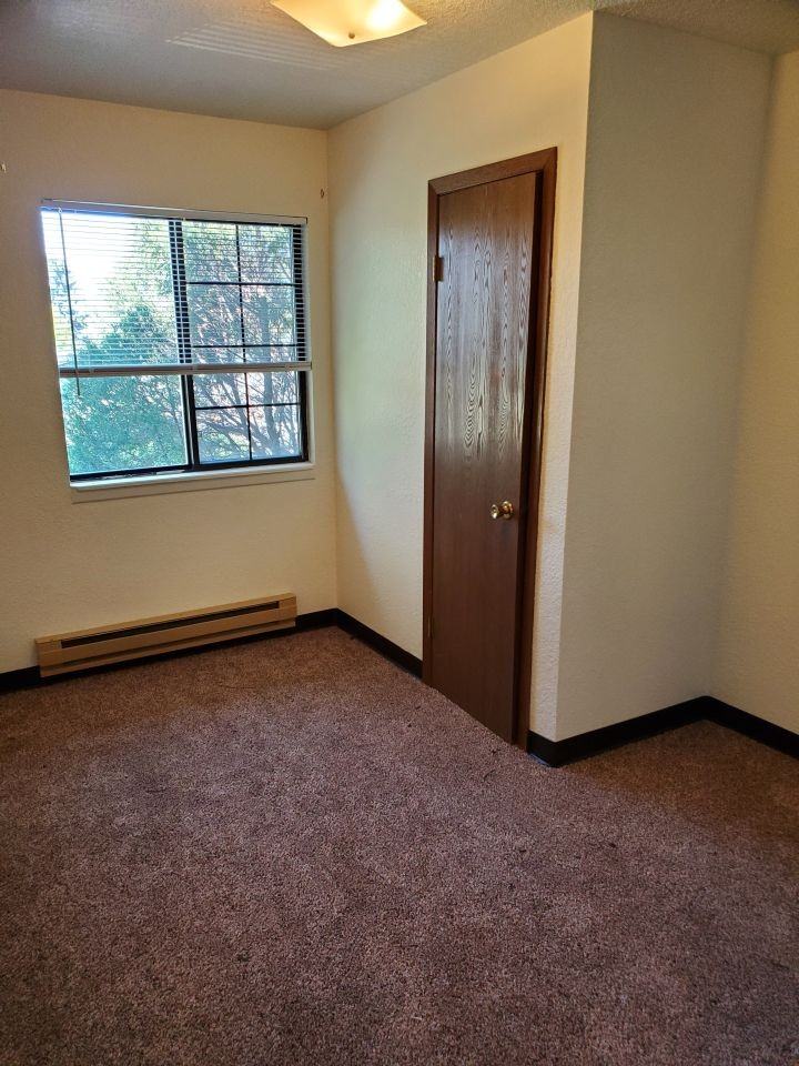 230 Reda Ln - Photo 6 of 8