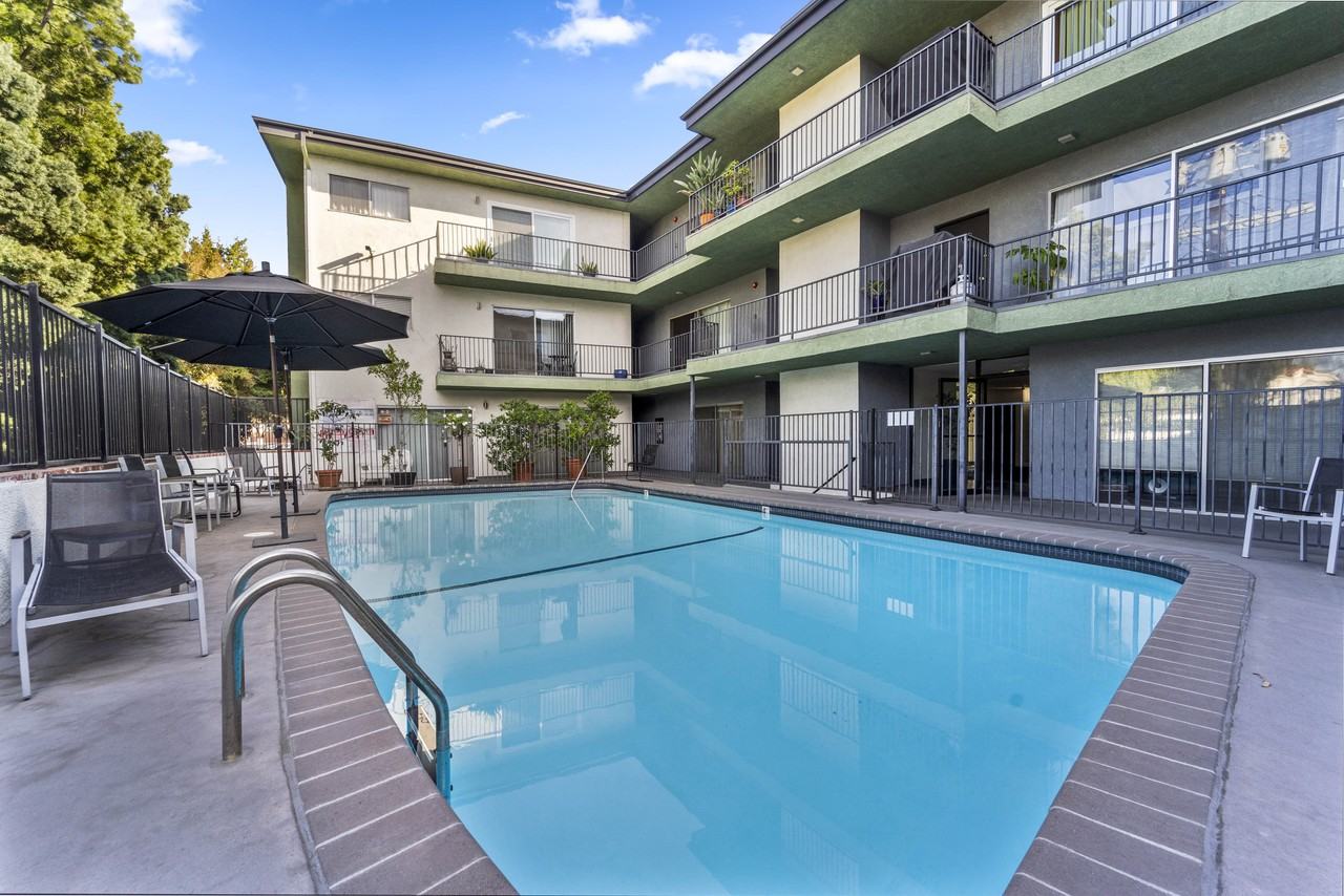 The Dalton - Photo 3 of 4