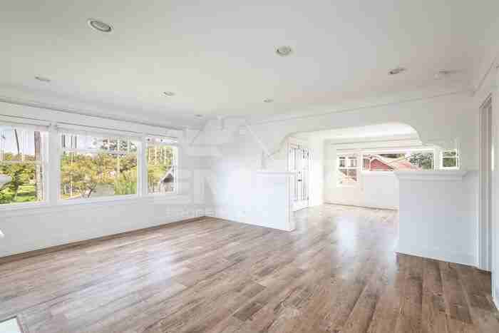 4328 Victoria Park Pl #2 - Photo 3 of 27