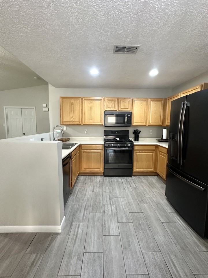 10594 Vista Bella Pl Nw #NA - Photo 3 of 14