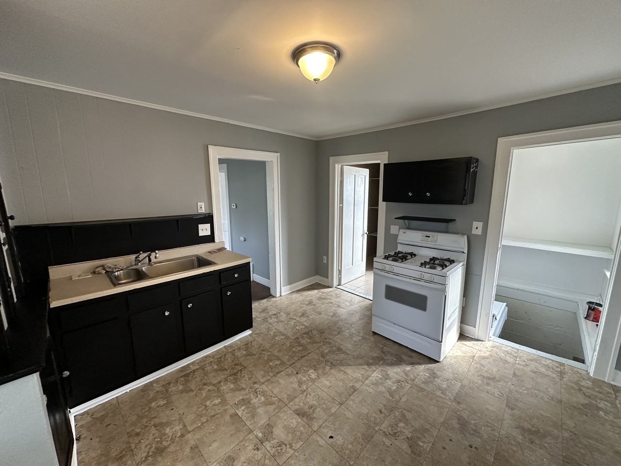 8036 Hupp Ave #NA - Photo 6 of 14