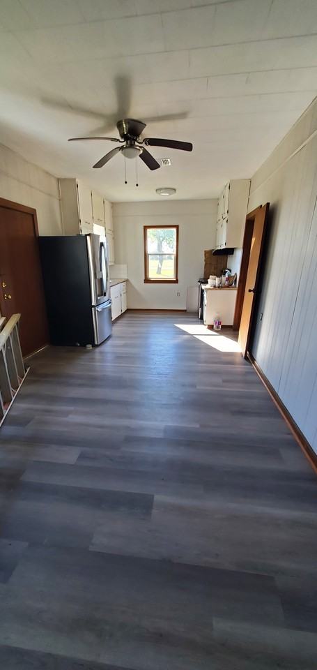 311 E Dallas Ave #NA - Photo 3 of 8