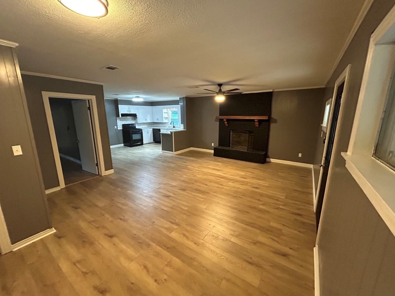 1715 E North St #NA - Photo 3 of 14