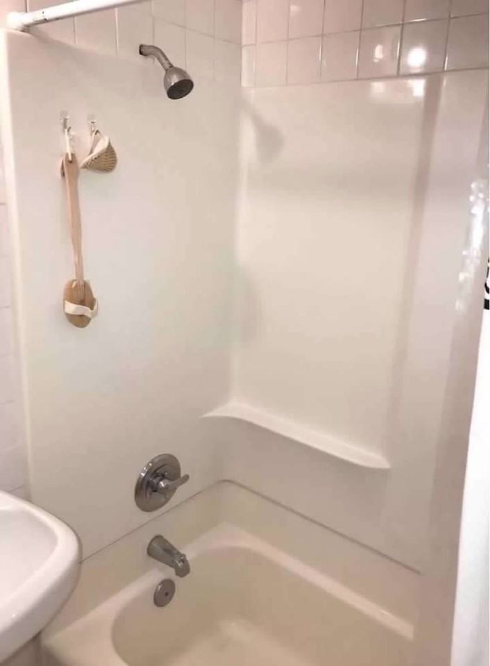 4068 Oakcrest Dr #1 - Photo 7 of 23