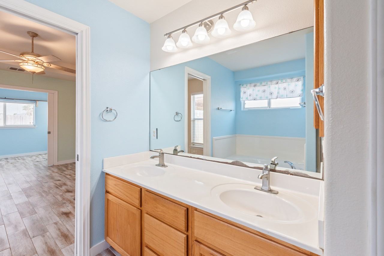 15026 Aquarius St #NA - Photo 2 of 14