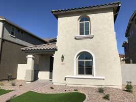 featured image of 2551 S Entwistle St #NA