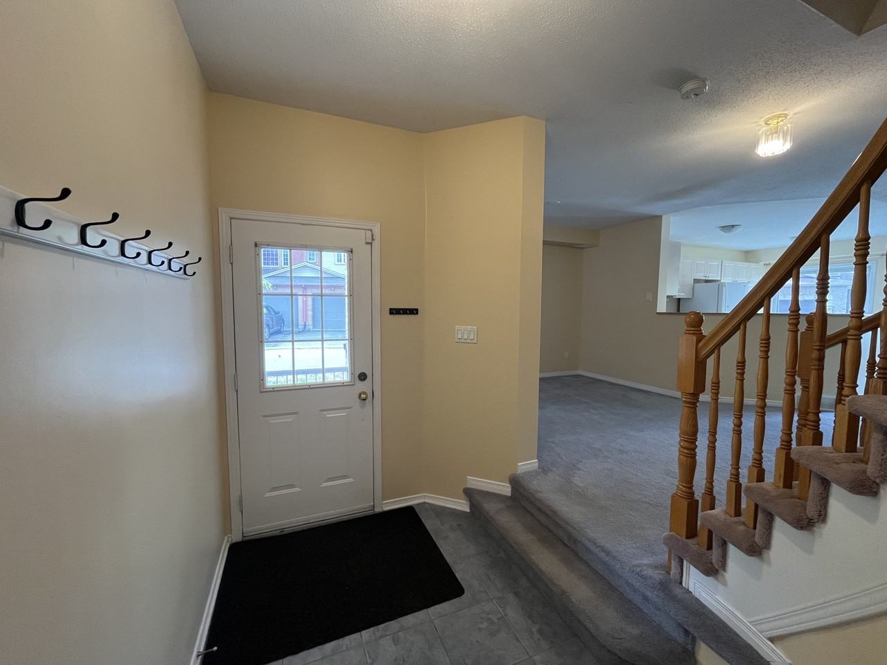 180 Kinross Private - Photo 3 of 25