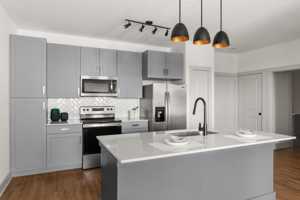 featured image of 11390 Square St