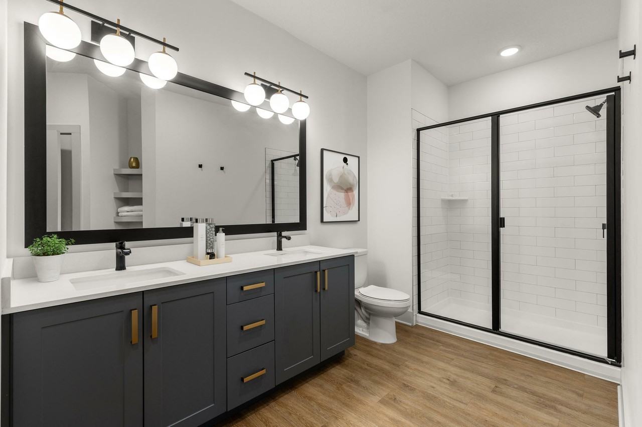 The Menlo - Photo 5 of 43