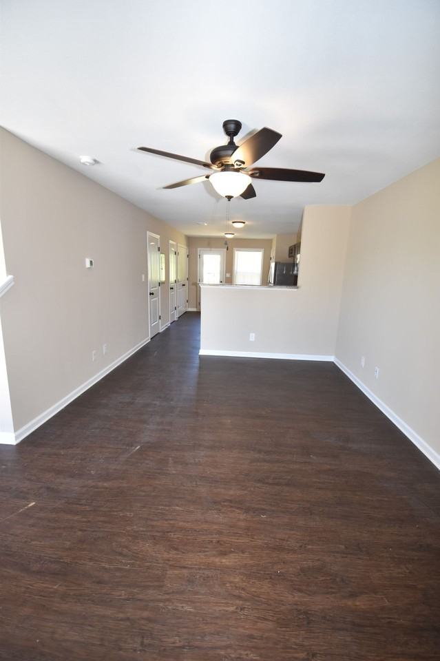 2 Bedroom Pet Friendly Townhomes For Rent Near Post! - Photo 3 of 28