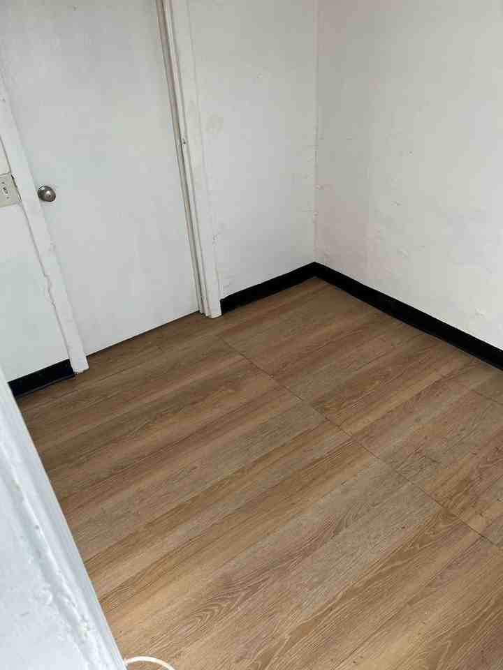 2121 3/4 Dairy Ave. - Photo 2 of 5